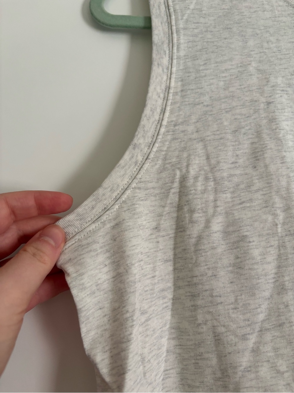 Athleta True Cotton Crop Tank – Heather Gray – NWT – Size M - Picture 4 of 6